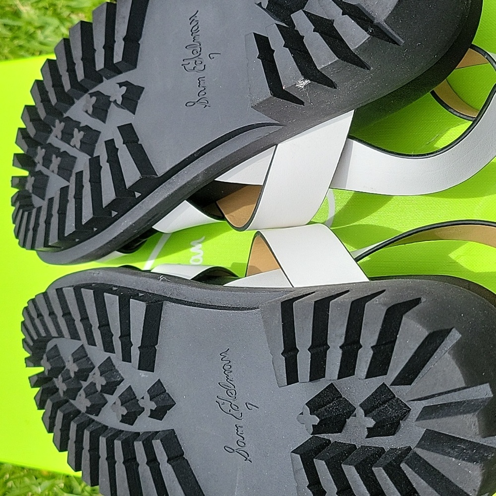 Sandals - Picture 4 of 5